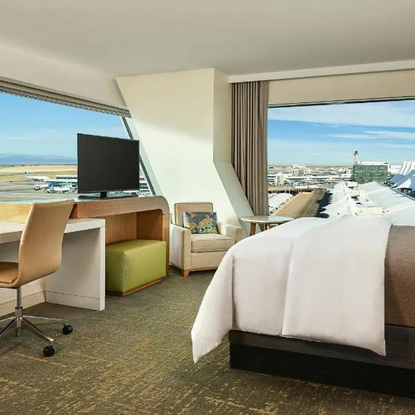 Westin Denver International Airport - photo 2