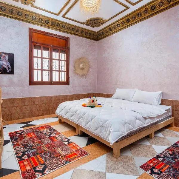 Lumir Surf House, hotel en Tamraght Ouzdar