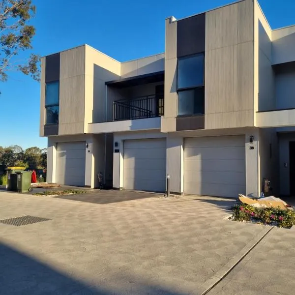 Box hill townhouse, hotel in Annangrove