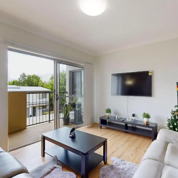 Sweet Mango Hill Apartment w Convenient Location, hotel v destinaci North Lakes