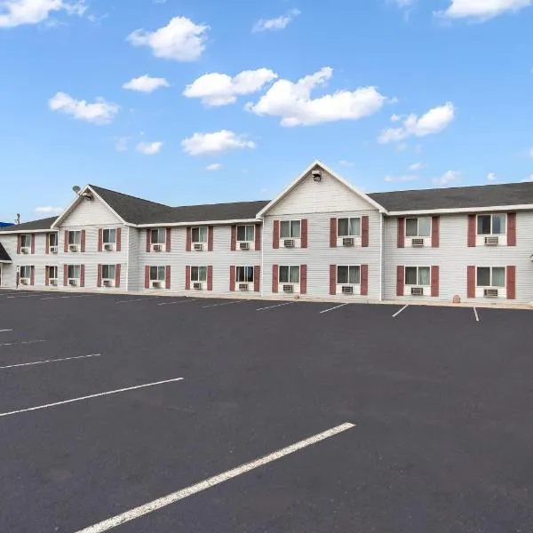 Baymont by Wyndham Marinette, hotel in Marinette