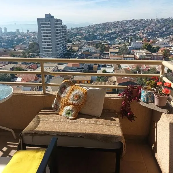 Hospedaje en departamento compartido, hotel in Valparaíso