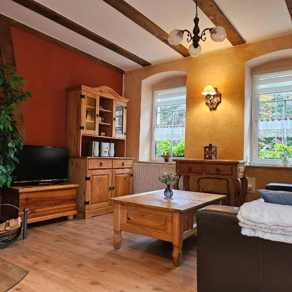 gemütliche Ferienwohnung Schwarzmühle, hotel in Börnichen