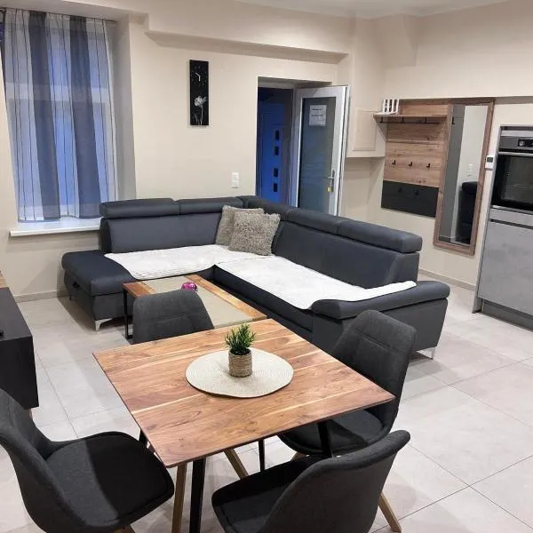 Apartment P&T, hotel in Altenhof