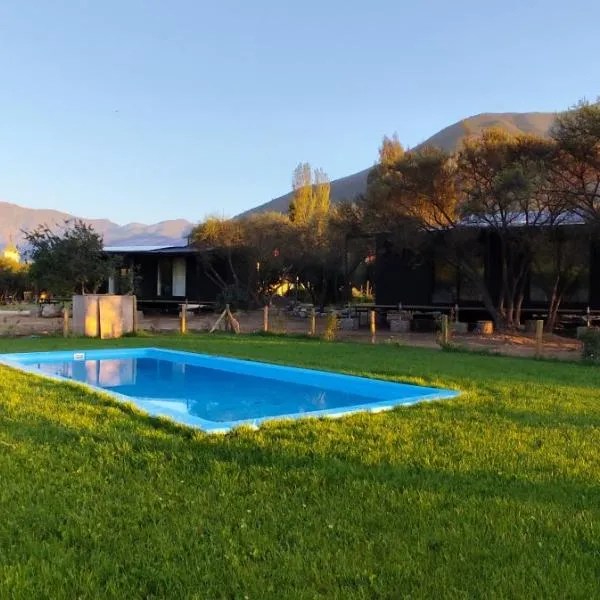 Cabaña nueva en un campo de limones, ξενοδοχείο σε Olmue