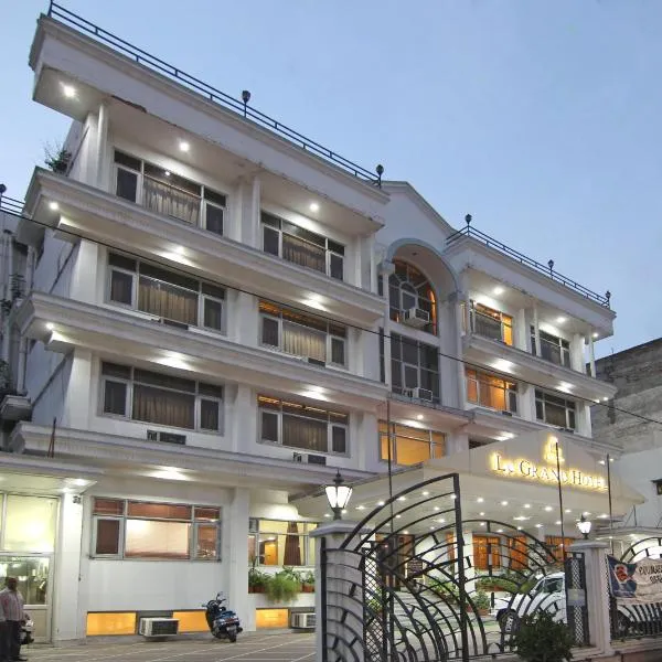 Le Grand Hotel, hotelli kohteessa Jwālāpur