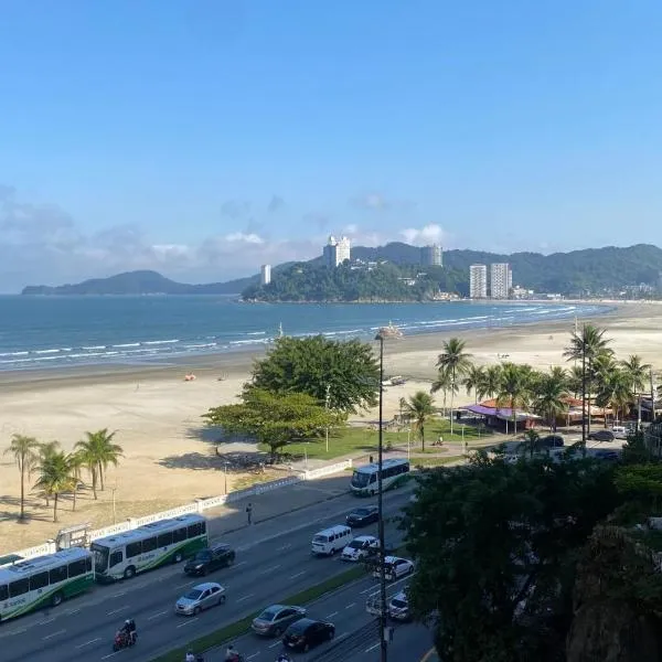 Apartamento Frente à Praia Santos III, hotel sa Santos