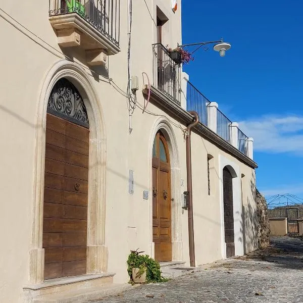 Dimora al Colle, ξενοδοχείο σε Caporciano