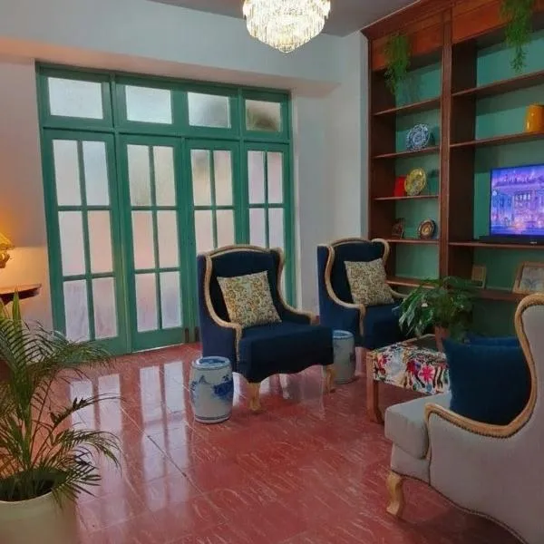 Colonial City Stay with Local Soul, hotel in Santo Domingo