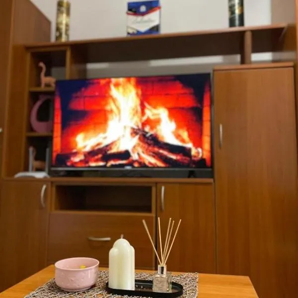 Perisic Lux Apartman Obrenovac, sa parkingom, ξενοδοχείο σε Ομπρένοβατς