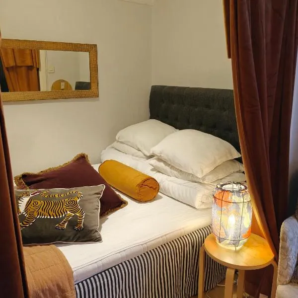 Central lägenhet med badkar Nära till allt, khách sạn ở Umeå