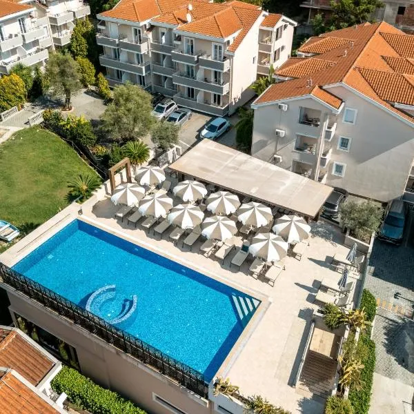 Sun Village Aparthotel, hotel in Herceg Novi