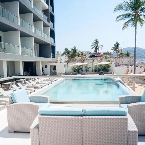Avenir Armonia Suites، فندق في رينكون دي غوايابيتوس