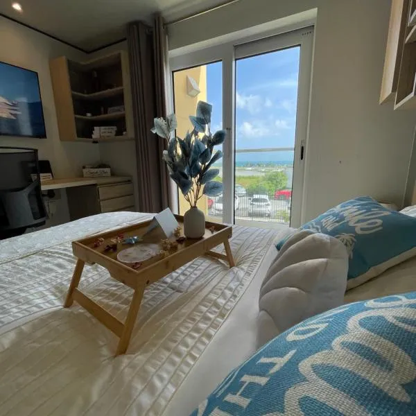 Escapes at The Emerald, hotel in Simpson Bay