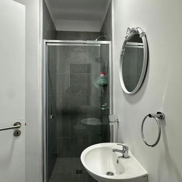 The Living Waters Apartment Sheffield, khách sạn ở Ballito