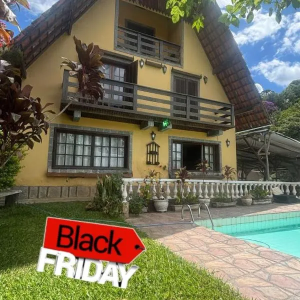 Casa com Piscina e Churrasqueira Perto da CBF, Feirarte, Parque Nacional, hotel in Teresópolis