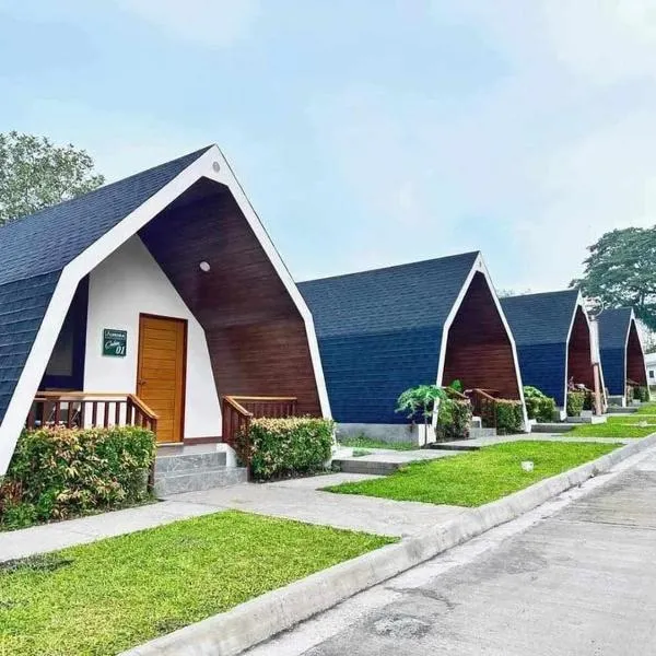Aurora Villas and Cabin Resort, hôtel à Clark
