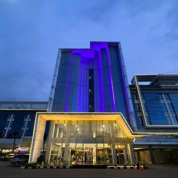 Yasmin Hotel Karawaci, hotel em Tangerang