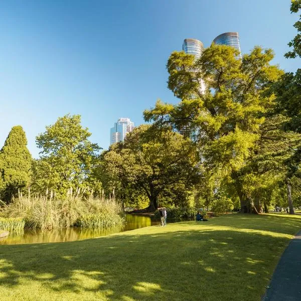 Carlton Gardens Urban Hideaway Escape, отель в Мельбурне