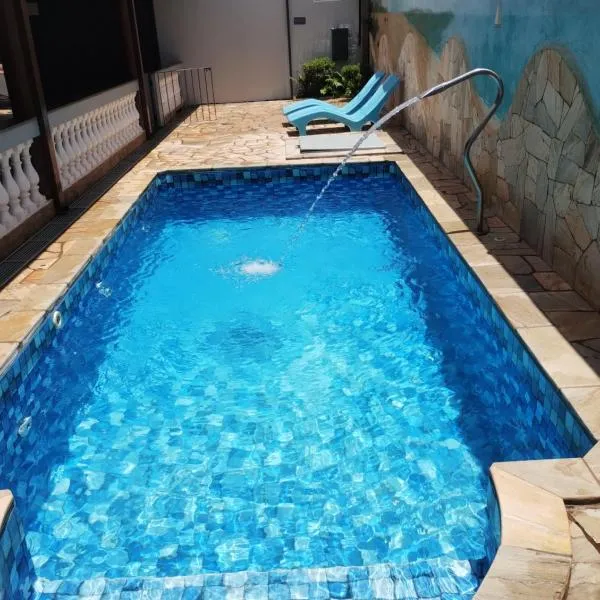 Casa com piscina, hotel v destinaci Ribeirão Preto