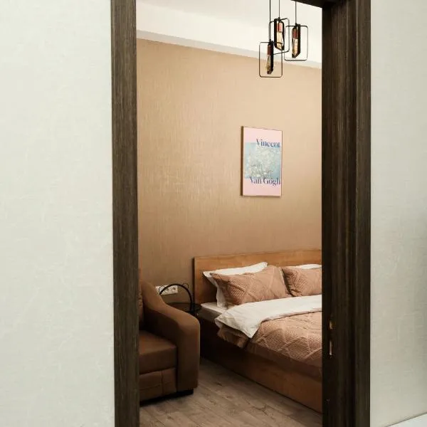 HD Didveli Apartment، فندق في باكورياني