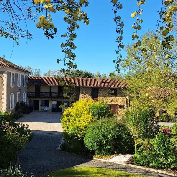 Le Clairat, Hotel in Saint-Michel-Saint-Jaymes