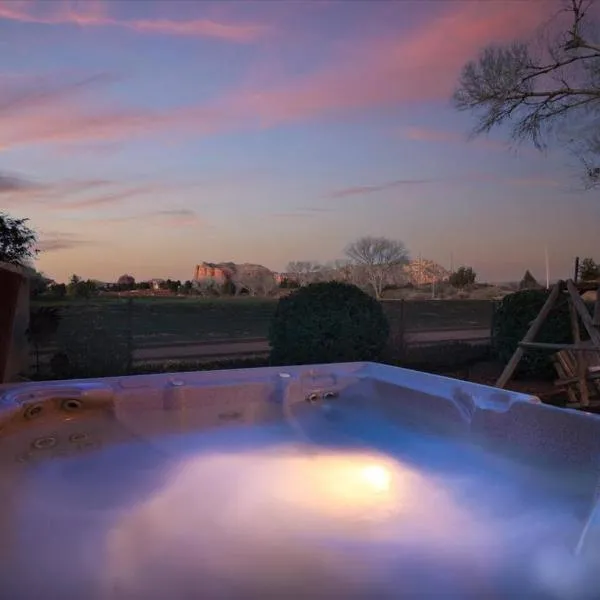 세도나에 위치한 호텔 King Casita shared hot tub - Breakfast included