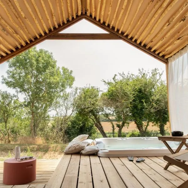 DAMONA LODGES, hotel in Vairé