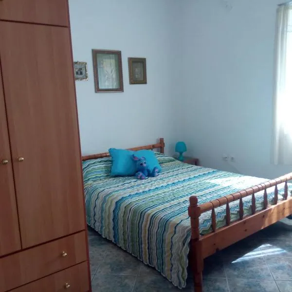 Anastasia - Efthimios Apartments, hotel v destinaci Agios Konstantinos Fthiotida