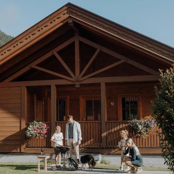 Chaletdorf ZellerSee, hotel in Maishofen