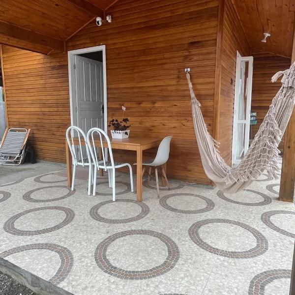 Casa 500 metros Ponta das Canas Beach