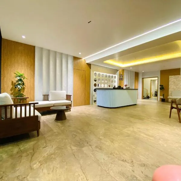 The Sapphire Hotel, hotel di Belgaum