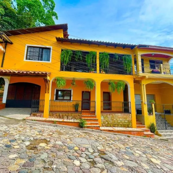 Hostal Marias, ξενοδοχείο σε Copan Ruinas