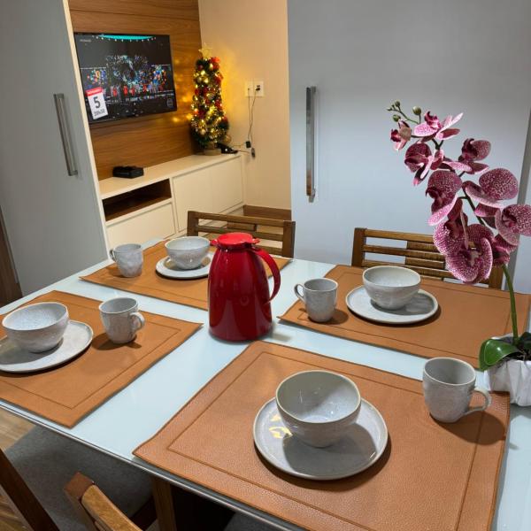 Apartamento quarto e sala, varanda com vista para a Pedra Azul e cozinha completa no Condomínio Vista Azul - Foto 5