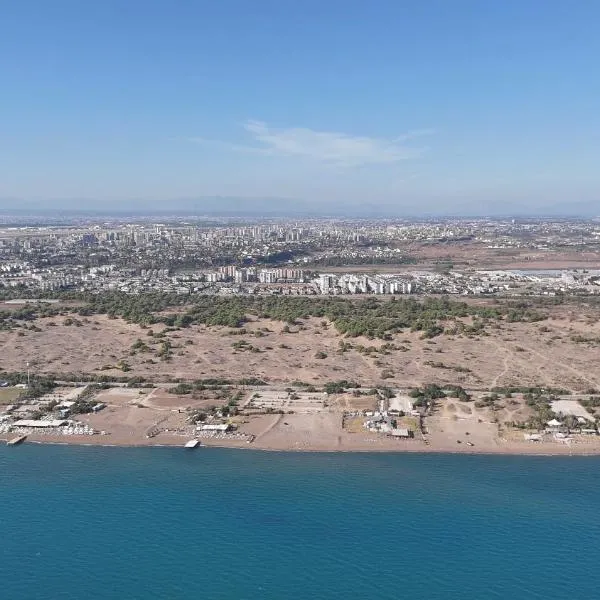 Demirel Suites Antalya-Lara Plajlar ve Havalimanına Yakın, hotel i Altınkum