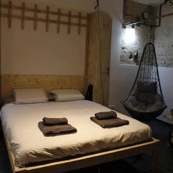 Jacuzzi Loft in the Center of Riga、リガのホテル