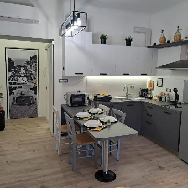 The way to trieste bikes storage，位于的里雅斯特的酒店