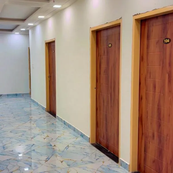 Maharaja hotel and dhaba, מלון בRoorkee