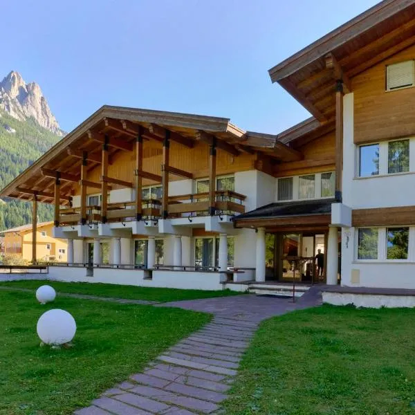 Hotel Trento, hotel i Pozza di Fassa