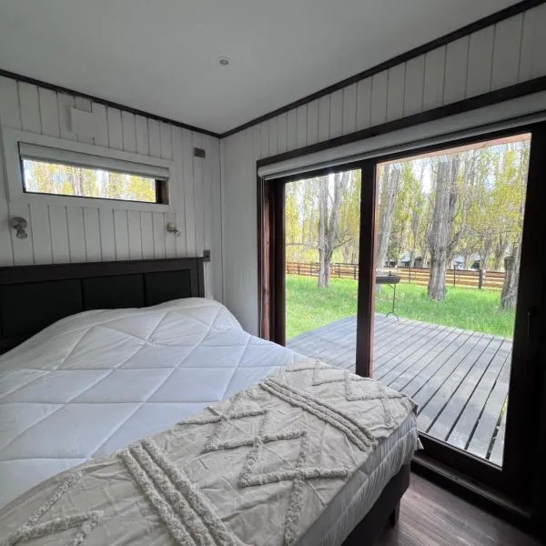 Cabaña entre alamos, hotel in Coihaique