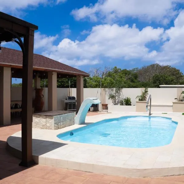 LiCe Garden Aruba, hotell i Paradera