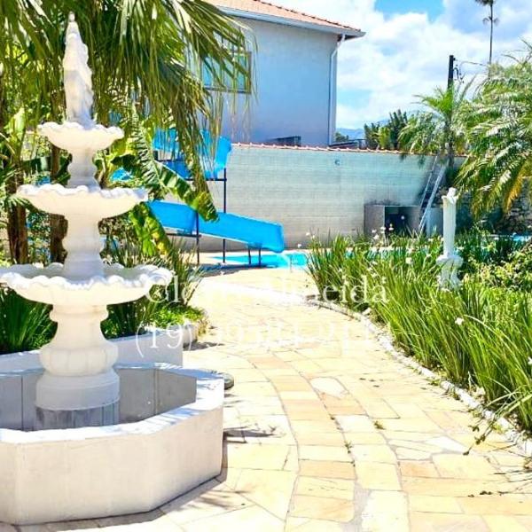 Fantástica Casa a Beira Mar com Piscina Aquecida Cobrado a Parte, Toboágua, Cascata, Hidromassagem, Salão de Jogos com Bilhar e Pebolim, Área Gourmet Coberta com Quiosque e Churrasqueira, 6 Quartos Sendo 4 Suites, 7 Banheiros, Garagem para 6 Carros, Wi-Fi - Foto 5