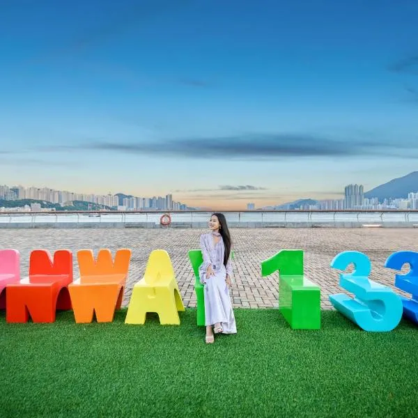 Runway 1331 -ENLIGHT Youth Hostel, hotel en Hong Kong