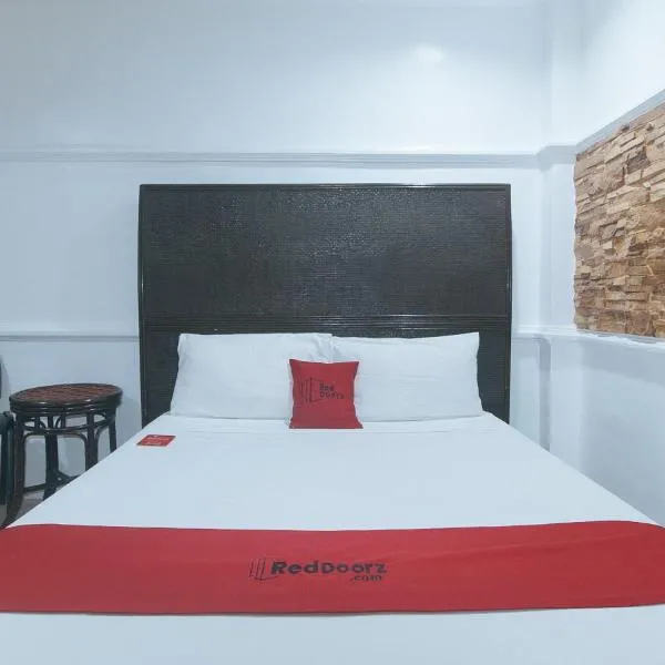 RedDoorz at LFamili Hotel Boracay, hotel v destinaci Boracay