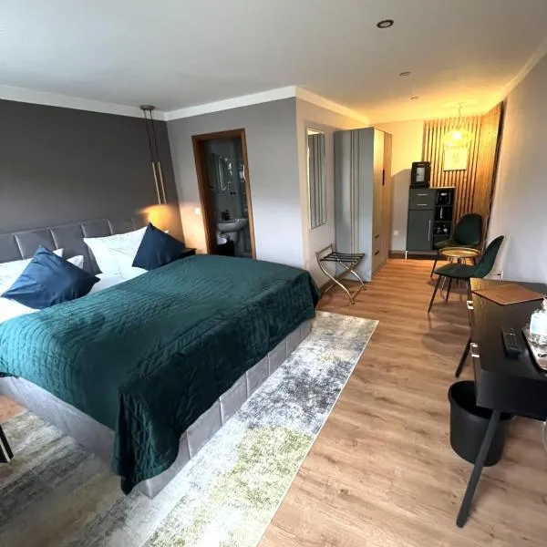 Hotel Garni BALTICpetite, hotel in Heringsdorf