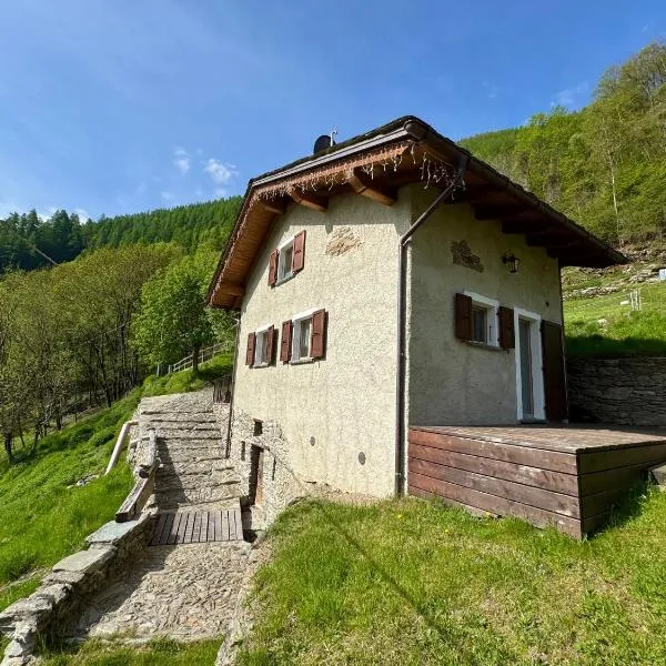 Agriturismo Mondolegro - Chiesa in Valmalenco, hotel in Torre di Santa Maria