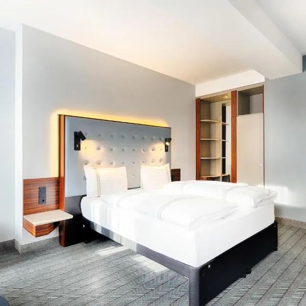 Premier Inn Köln City Mediapark, hotel v Kolíně