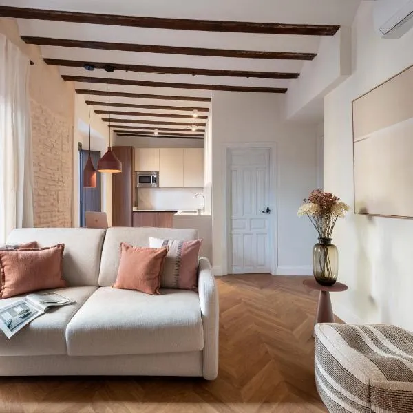 Santa Bárbara Luxury Apartments, hotel di Seville