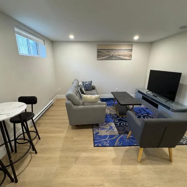 Cozy & Stylish Retreat with Modern Comforts, hotel a Moncton