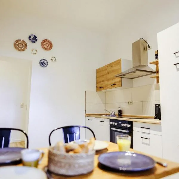 Neu renoviert I zentrale EG-Wohnung I 4 Personen, salt apartments, hotelli kohteessa Weißenfels